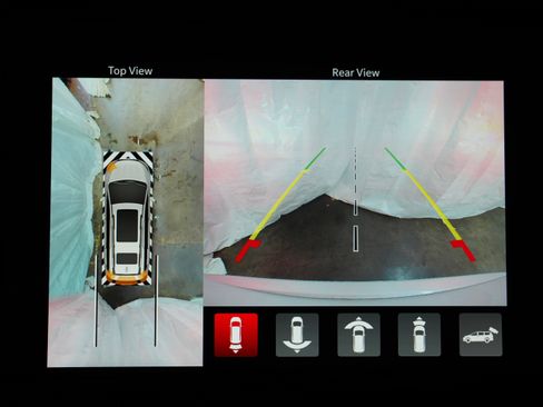 New 2026 Chrysler Pacifica Select AWD/4WD image 9