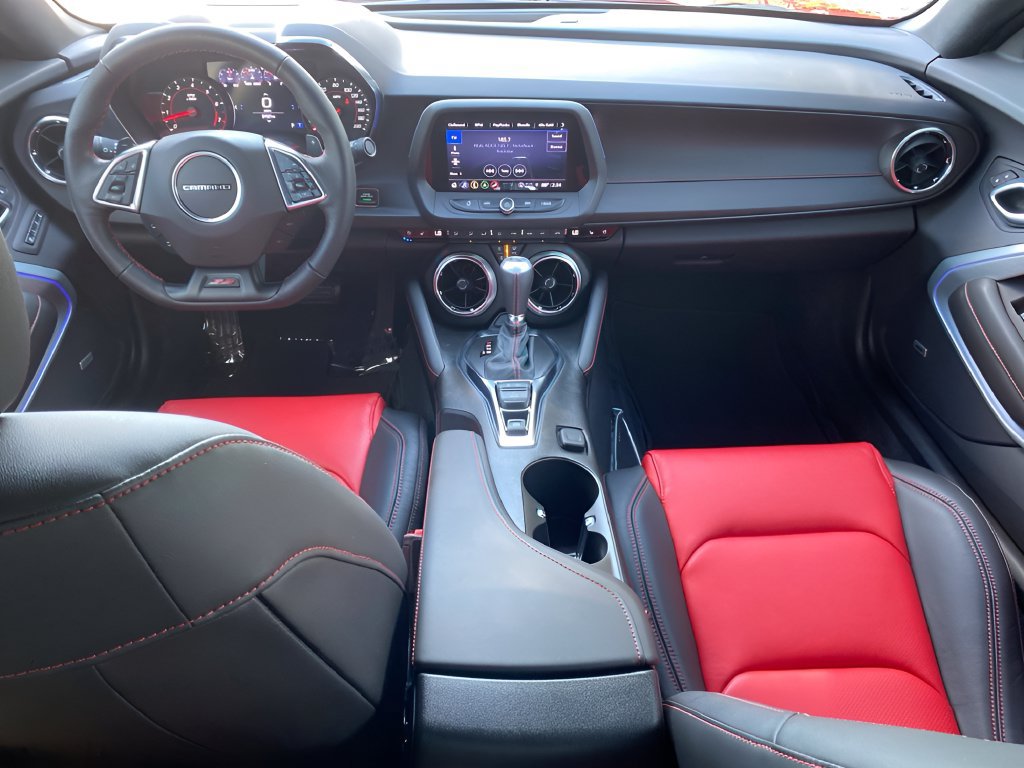 Used 2022 Chevrolet Camaro SS RWD image 5