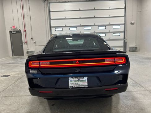 Used 2024 Dodge Charger Daytona Scat Pack w/ Plus Group AWD/4WD image 7