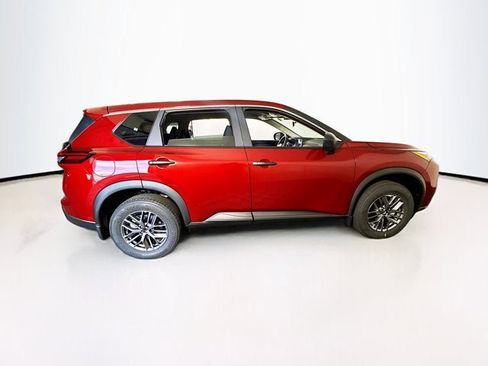 New 2026 Nissan Rogue S image 4