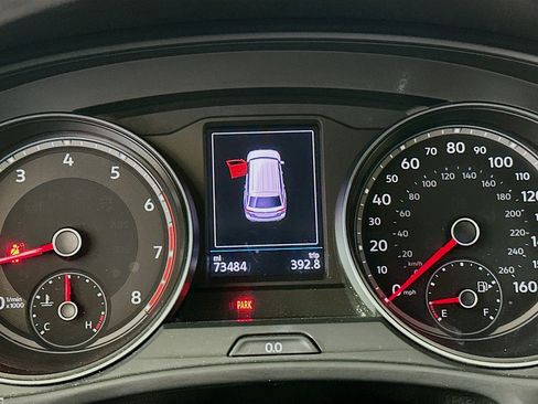 Used 2021 Volkswagen Atlas SE image 19