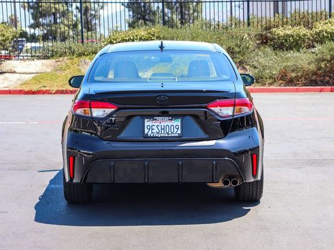 Certified 2023 Toyota Corolla SE FWD image 6