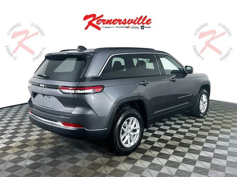 New 2025 Jeep Grand Cherokee Laredo X image 7