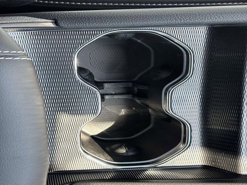 New 2026 Jeep Grand Cherokee Limited image 17