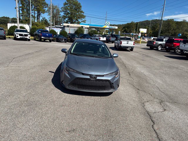 Used 2025 Toyota Corolla LE FWD image 6
