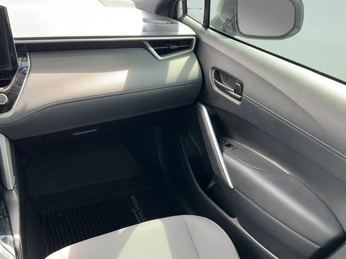 Used 2024 Toyota Corolla Cross AWD Hybrid image 13