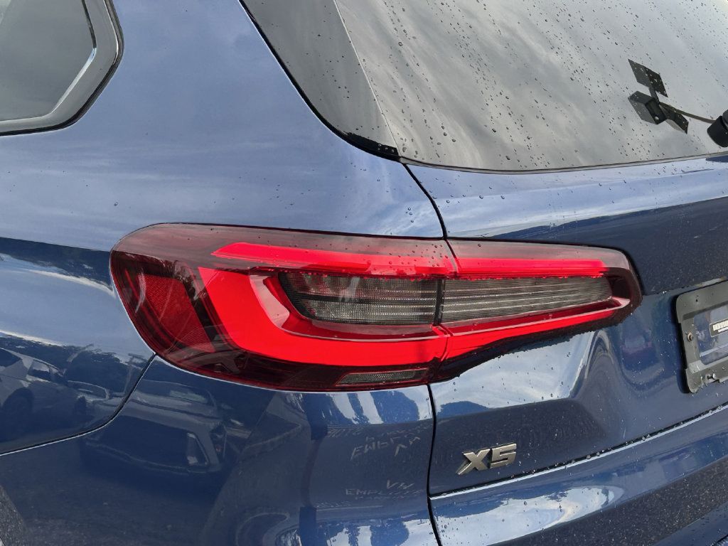 Used 2023 BMW X5 M50i w/ Executive Package AWD/4WD image 14