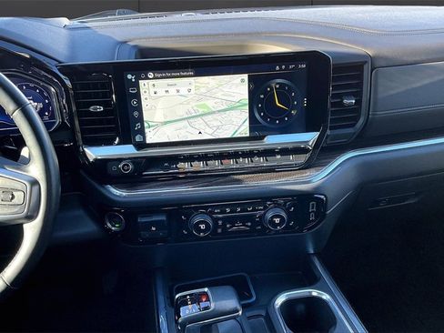 Used 2024 Chevrolet Silverado 1500 LT Trail Boss w/ LT Trail Boss Premium Package image 6