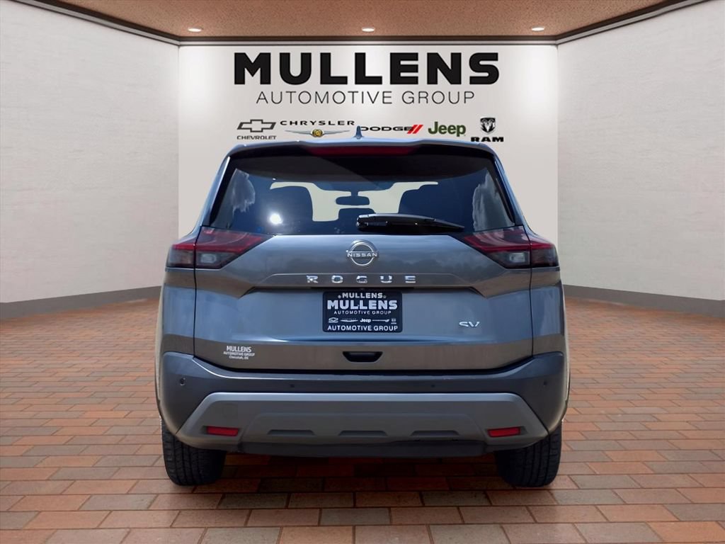 Used 2022 Nissan Rogue SV FWD image 6