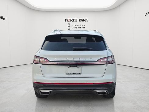 Used 2023 Lincoln Nautilus Reserve AWD/4WD image 4