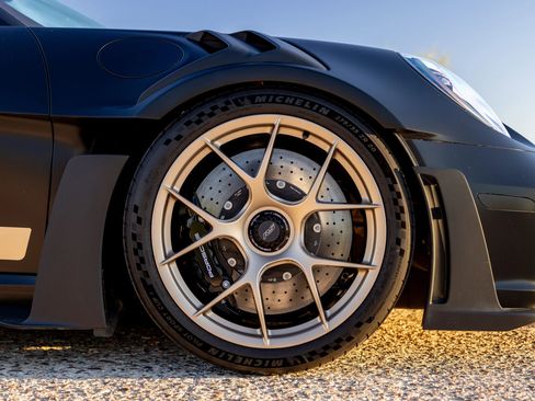 Used 2025 Porsche 911 GT3 RS image 32