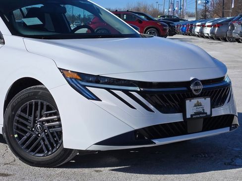 New 2026 Nissan Sentra SV w/ SV Convenience Package FWD image 2