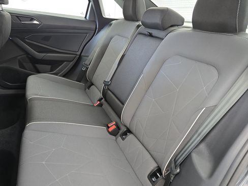 Certified 2025 Volkswagen Jetta Sport image 13