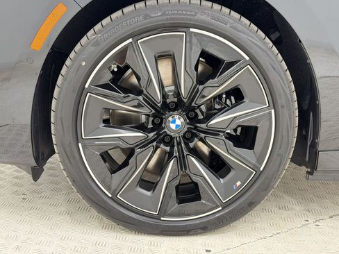 New 2026 BMW i7 xDrive60 AWD/4WD image 12