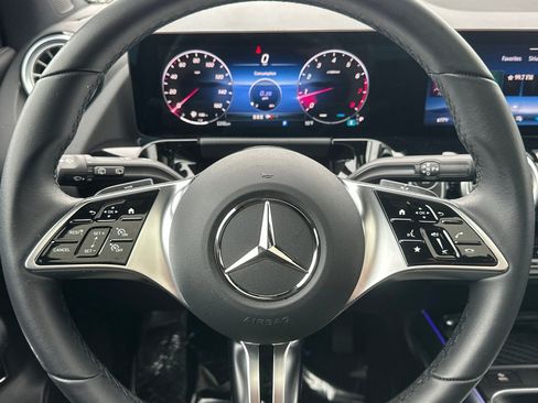 Certified 2025 Mercedes-Benz GLA 250 4MATIC image 23