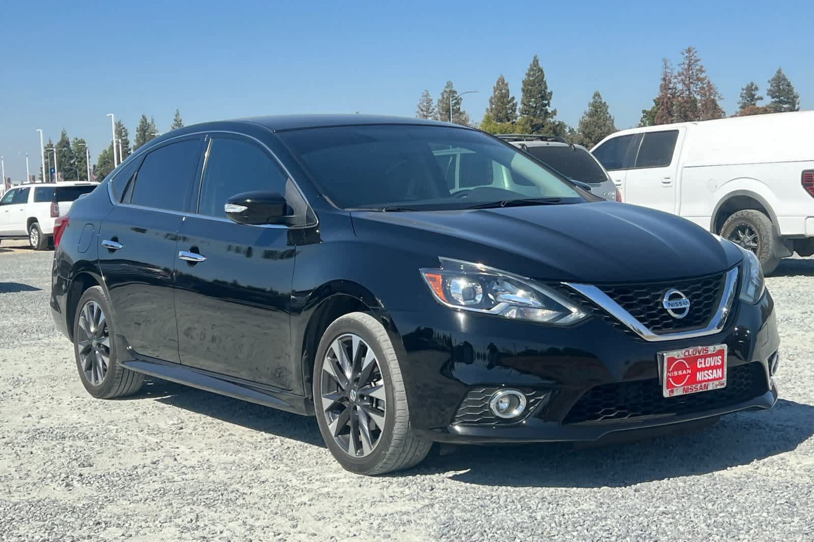 Used 2016 Nissan Sentra SR w/ Driver's Assist Package FWD image 10