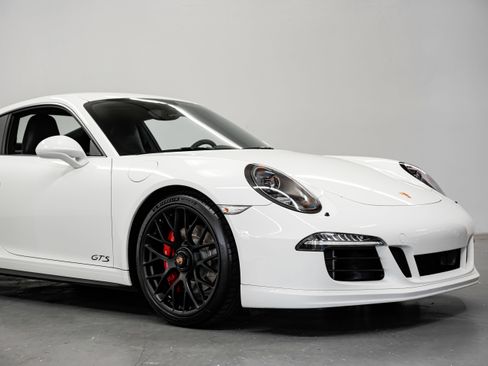 Used 2016 Porsche 911 Carrera GTS RWD image 38
