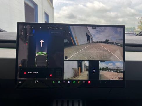 Used 2024 Tesla Cybertruck Cyberbeast AWD/4WD image 32