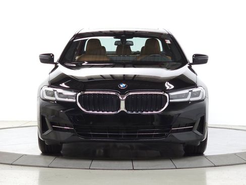 Used 2023 BMW 530i xDrive w/ Convenience Package AWD/4WD image 2