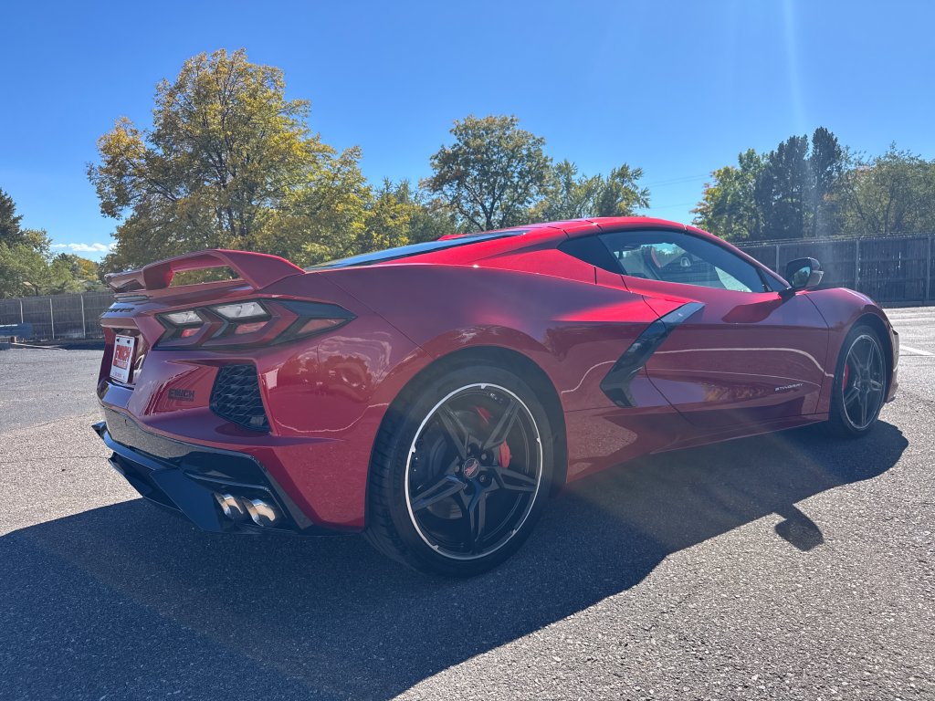 Used 2021 Chevrolet Corvette Stingray Preferred Cpe w/ Z51 Performance Package RWD image 5