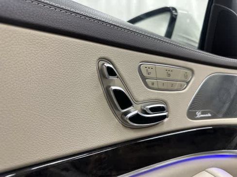 Used 2015 Mercedes-Benz S 550 Sedan image 27