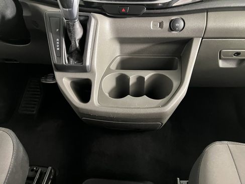 Used 2023 Ford Transit 350 XLT image 17