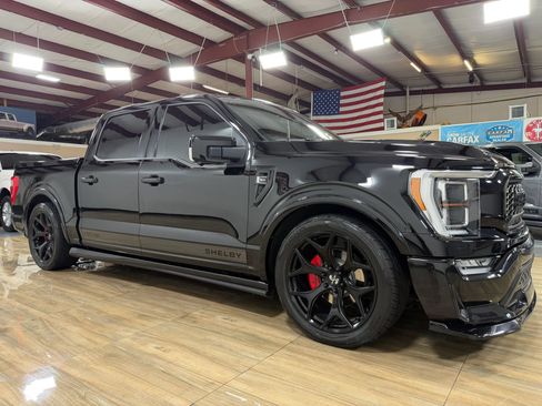 Used 2021 Ford F150 Lariat w/ Equipment Group 502A High AWD/4WD image 3