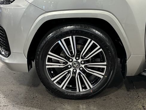 New 2026 Lexus LX 600 4WD w/ Luxury Package image 13