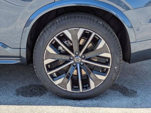 New 2026 Volvo XC90 T8 Ultra w/ Lounge Package AWD/4WD image 6