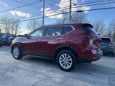 Used 2020 Nissan Rogue SV image 6