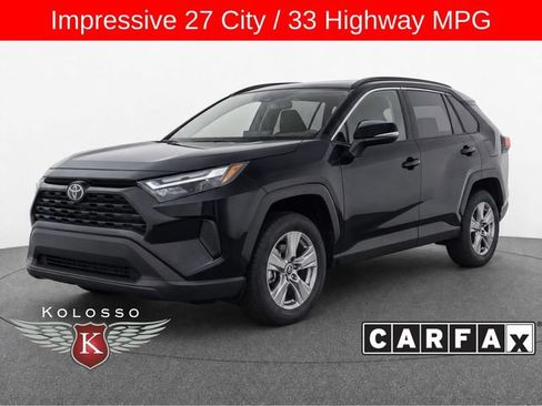 Used 2025 Toyota RAV4 XLE AWD/4WD image 1