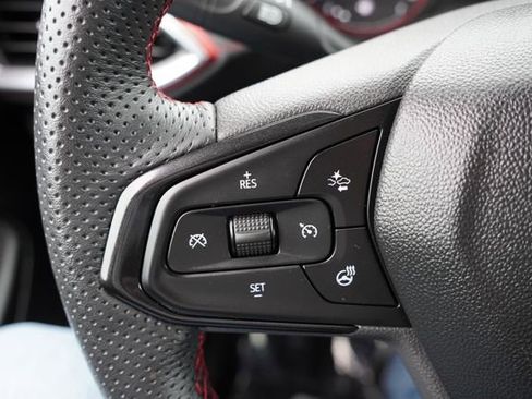 Used 2023 Chevrolet TrailBlazer RS image 29