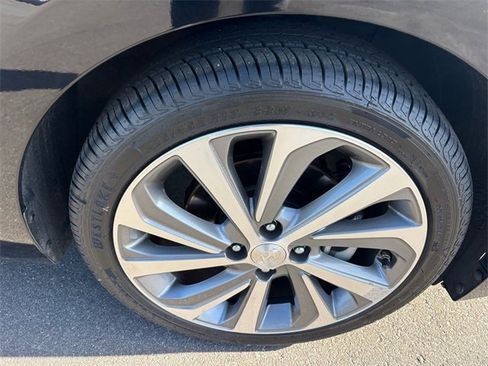 Used 2020 Hyundai Accent SEL image 21