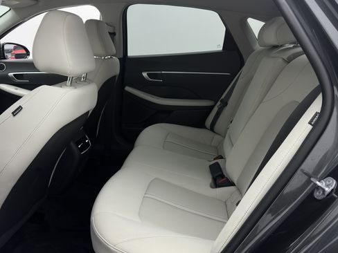 Used 2024 Hyundai Sonata SEL FWD image 25
