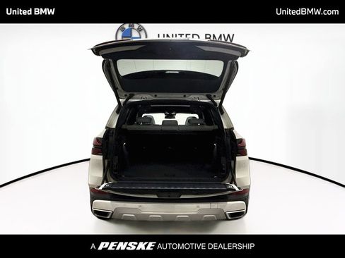 Used 2025 BMW X5 xDrive40i AWD/4WD image 14