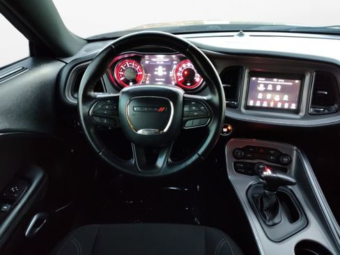 Used 2023 Dodge Challenger SXT image 19