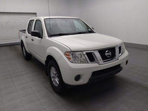 Used 2020 Nissan Frontier SV w/ SV Utility Package RWD image 13