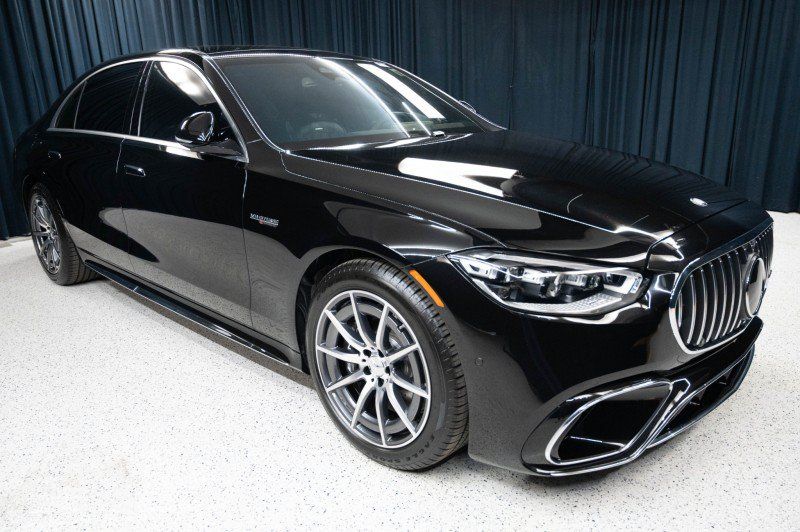 New 2026 Mercedes-Benz S 63 AMG S image 3
