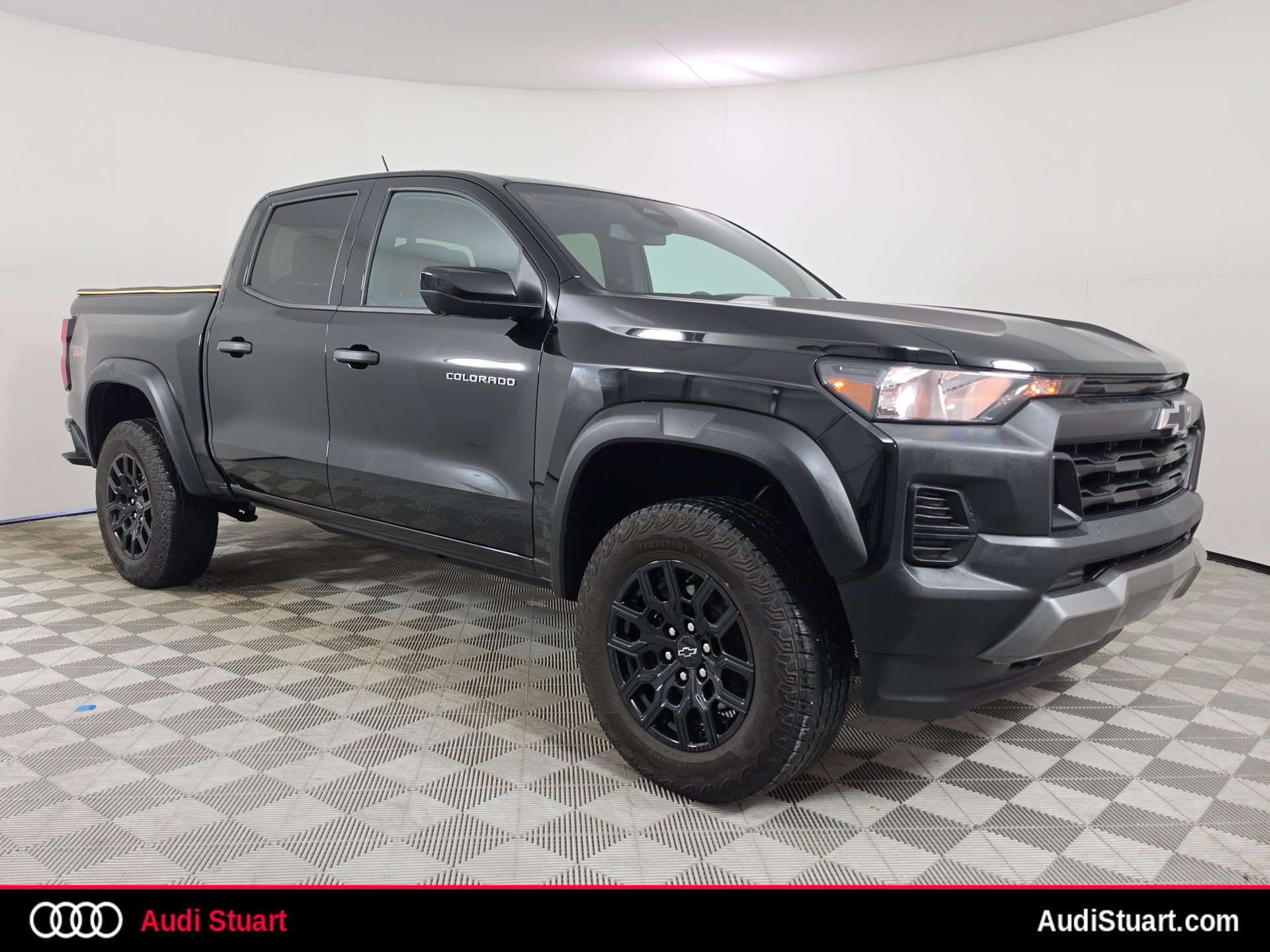 Used 2024 Chevrolet Colorado Trail Boss AWD/4WD 360° Tour