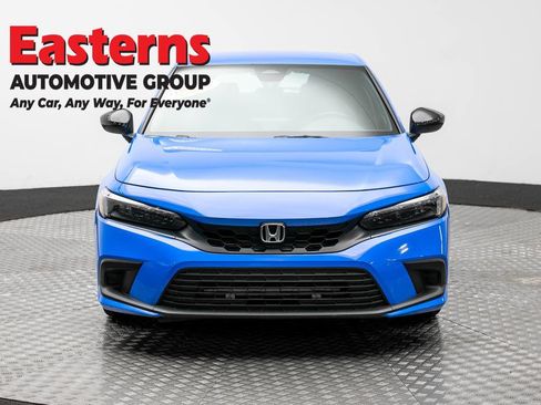 Used 2024 Honda Civic Sport image 2