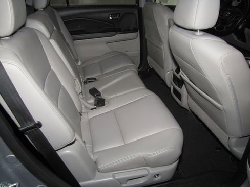 Used 2021 Honda Pilot Special Edition image 20