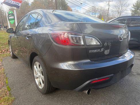 Used 2011 MAZDA MAZDA3 i Touring image 4