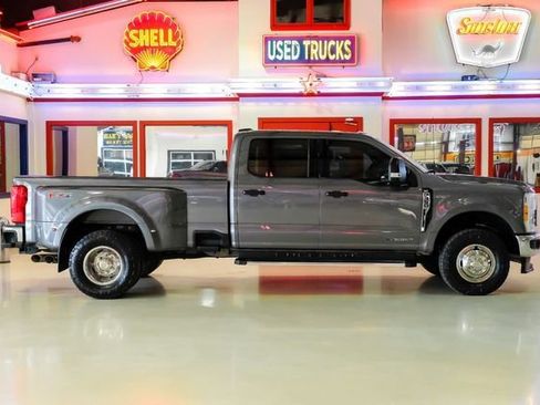 Used 2023 Ford F350 XLT w/ FX4 Off-Road Package AWD/4WD image 10