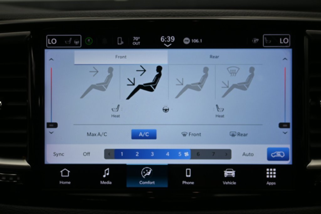 Used 2023 Chrysler Pacifica Touring-L w/ S Appearance Package FWD image 18