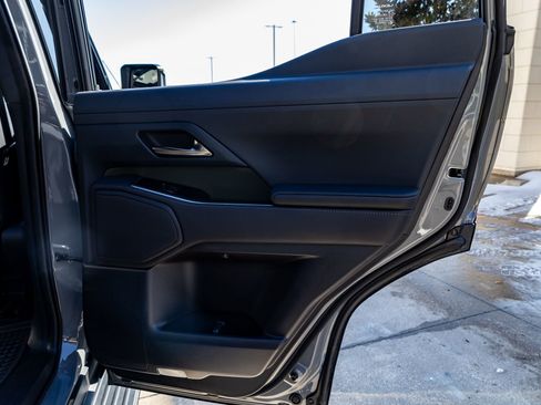 Used 2025 Lexus GX 550 550 Overtrail image 37