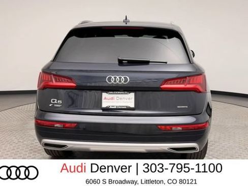 Used 2019 Audi Q5 2.0T Premium w/ Convenience Package AWD/4WD image 3