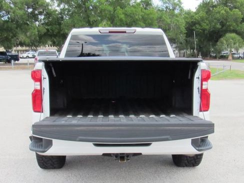 Used 2020 Chevrolet Silverado 1500 RST w/ Convenience Package AWD/4WD image 6