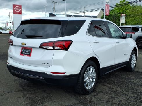 Used 2022 Chevrolet Equinox LT AWD/4WD image 3