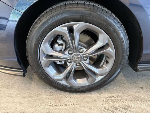 Used 2024 Honda Accord EX image 19