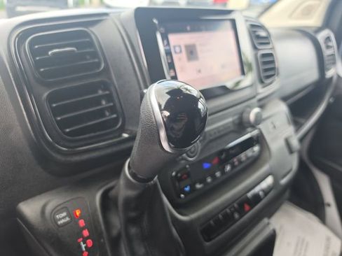 Used 2024 RAM ProMaster 2500 w/ Convenience Group FWD image 22